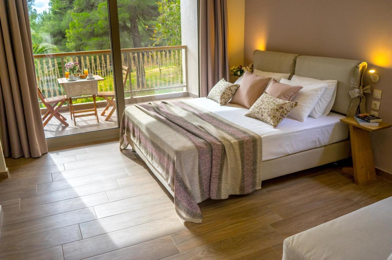 Forest Resort Suites Skiathos 트롤로스 외부 사진