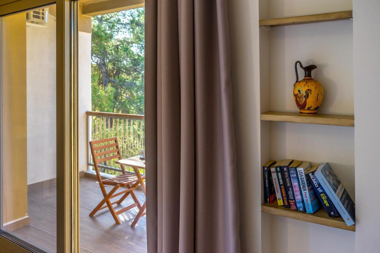 Forest Resort Suites Skiathos 트롤로스 외부 사진