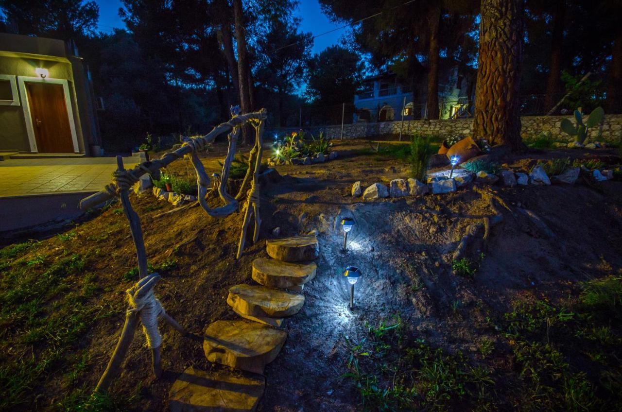 Forest Resort Suites Skiathos 트롤로스 외부 사진