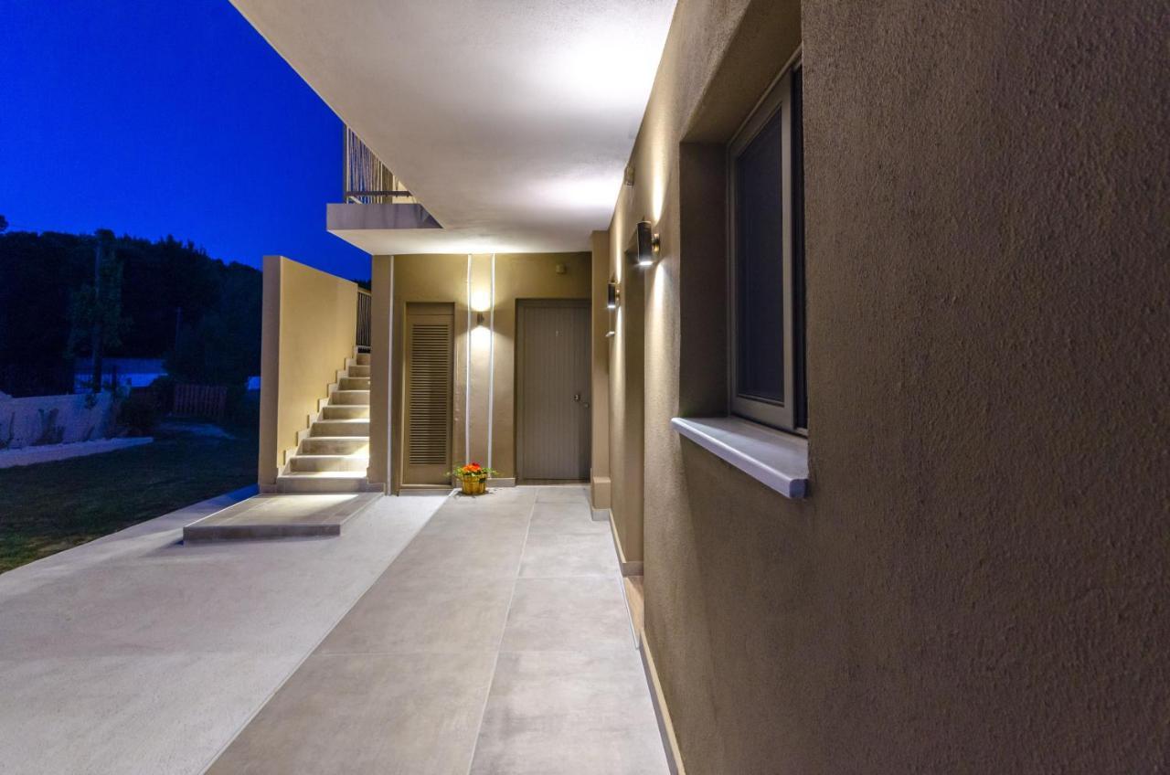 Forest Resort Suites Skiathos 트롤로스 외부 사진