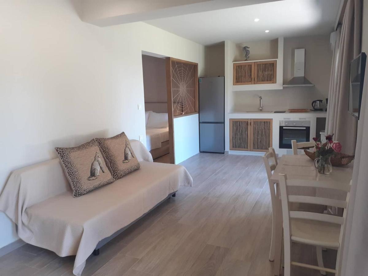 Forest Resort Suites Skiathos 트롤로스 외부 사진