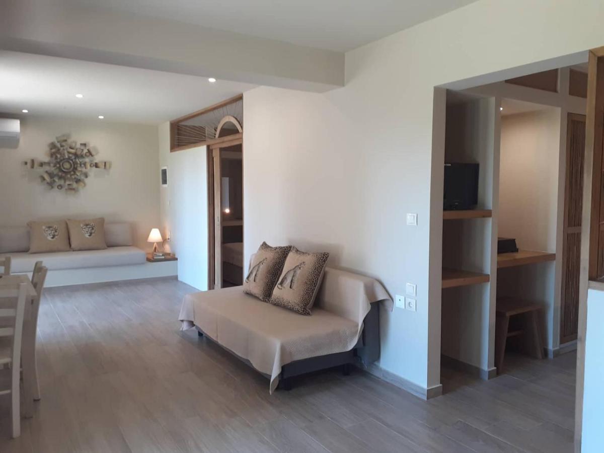 Forest Resort Suites Skiathos 트롤로스 외부 사진