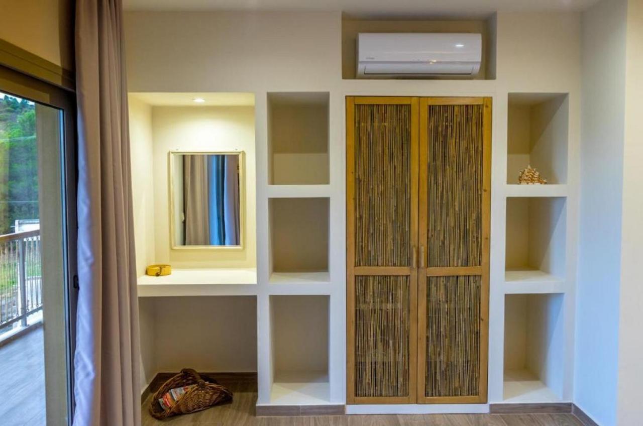 Forest Resort Suites Skiathos 트롤로스 외부 사진