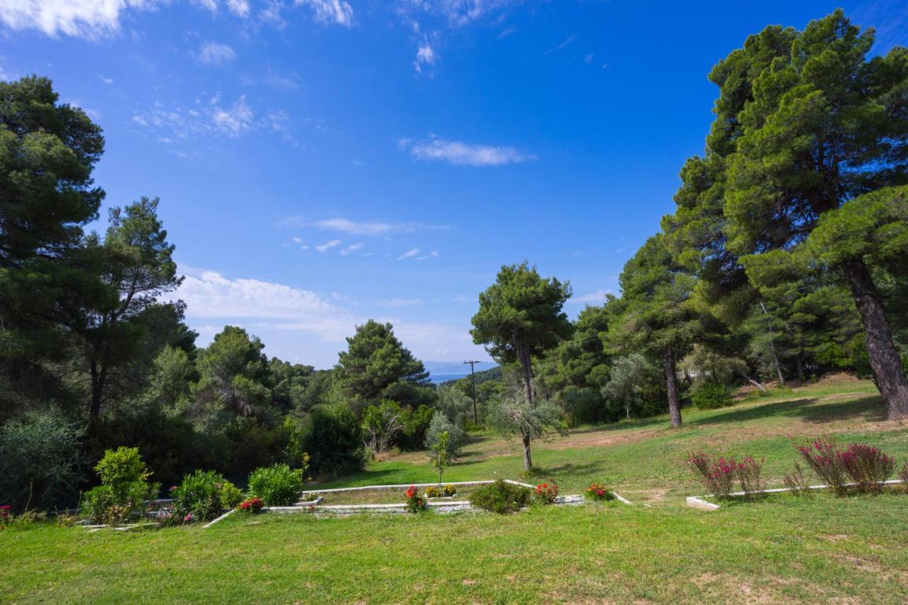 Forest Resort Suites Skiathos 트롤로스 외부 사진