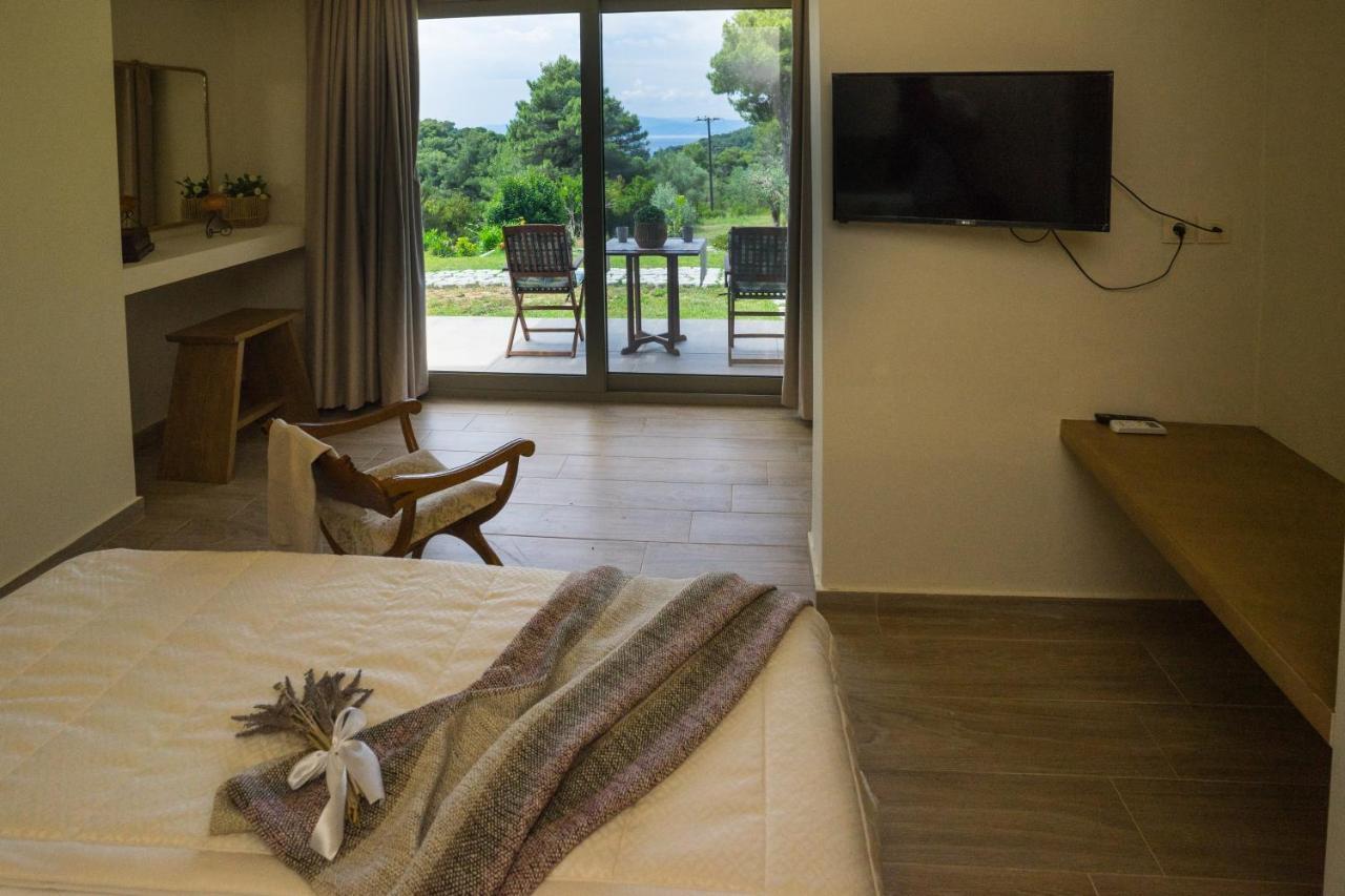 Forest Resort Suites Skiathos 트롤로스 외부 사진