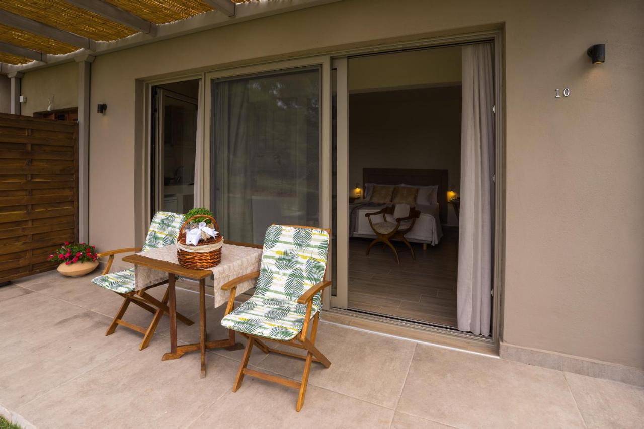 Forest Resort Suites Skiathos 트롤로스 외부 사진